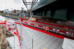 Rail Bridge pontoon walkway and work platform